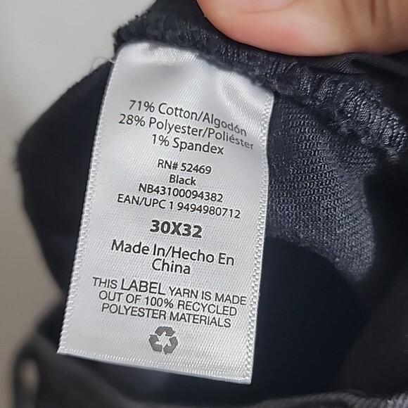 No Boundaries slim fit black denim distressed jeans NWT size 30x32 - Picture 11 of 14